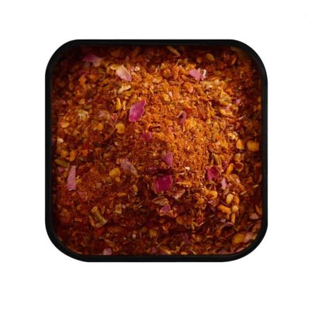 Rose Harissa met chili, warme specerijen en rozenknoppen